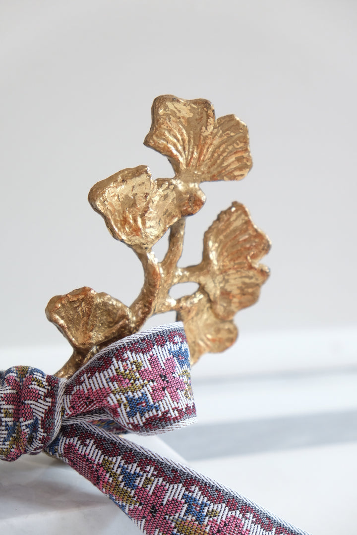 Ginkgo Statue with French Bespoke Ribbon - Woven