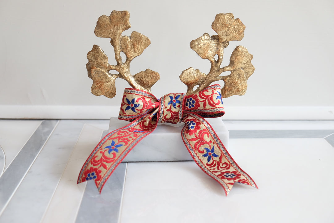 Ginkgo Statue with French Bespoke Ribbon - Gilded