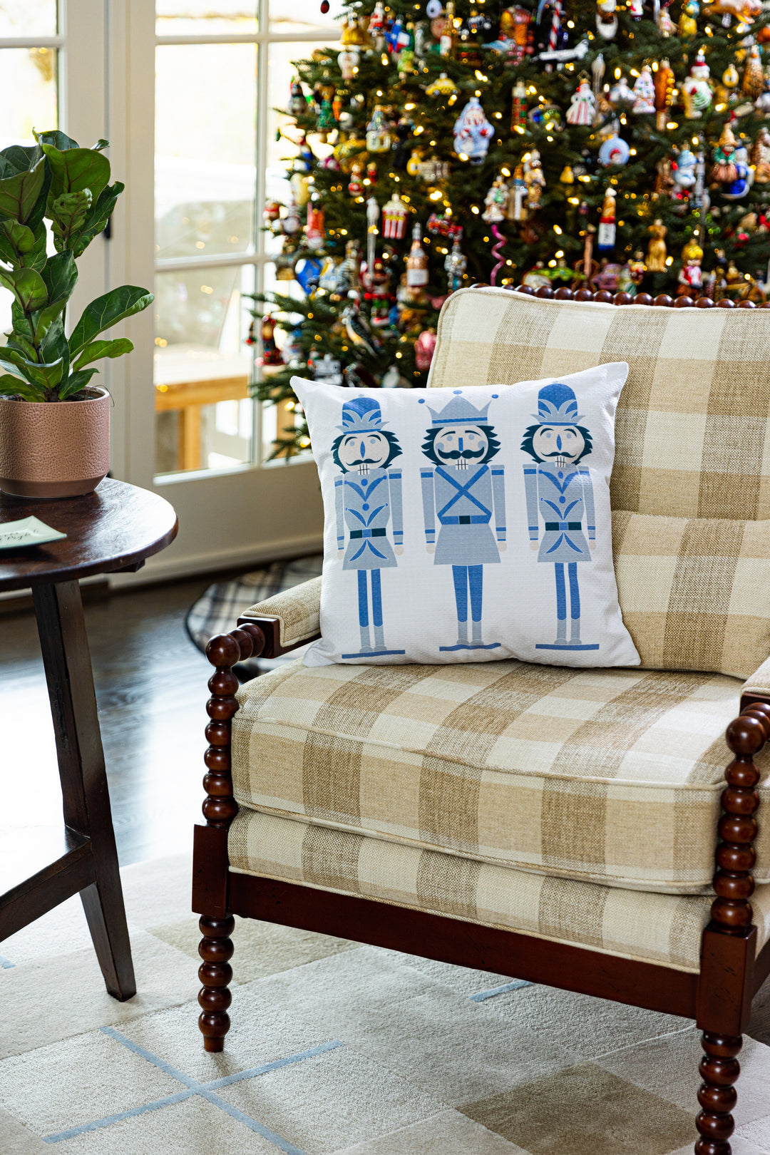 *Blue Nutcrackers On Linen - Ready to Ship!