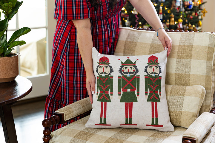 *Red & Green Nutcrackers on Linen